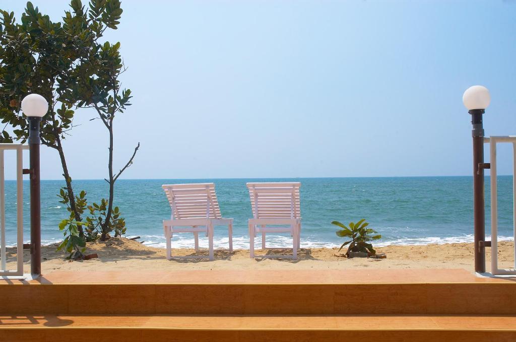 Sealine Beach Resorts Cherai Beach Exterior foto
