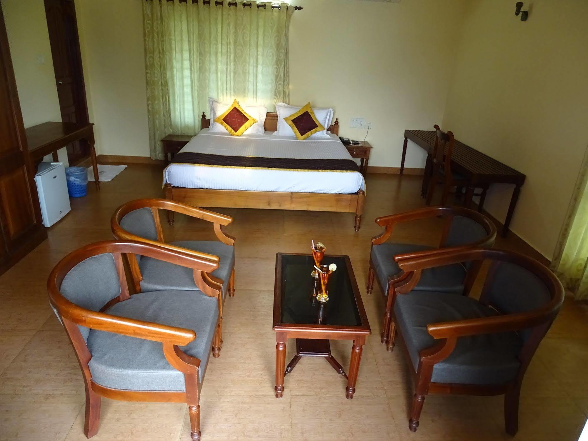 Sealine Beach Resorts Cherai Beach Exterior foto