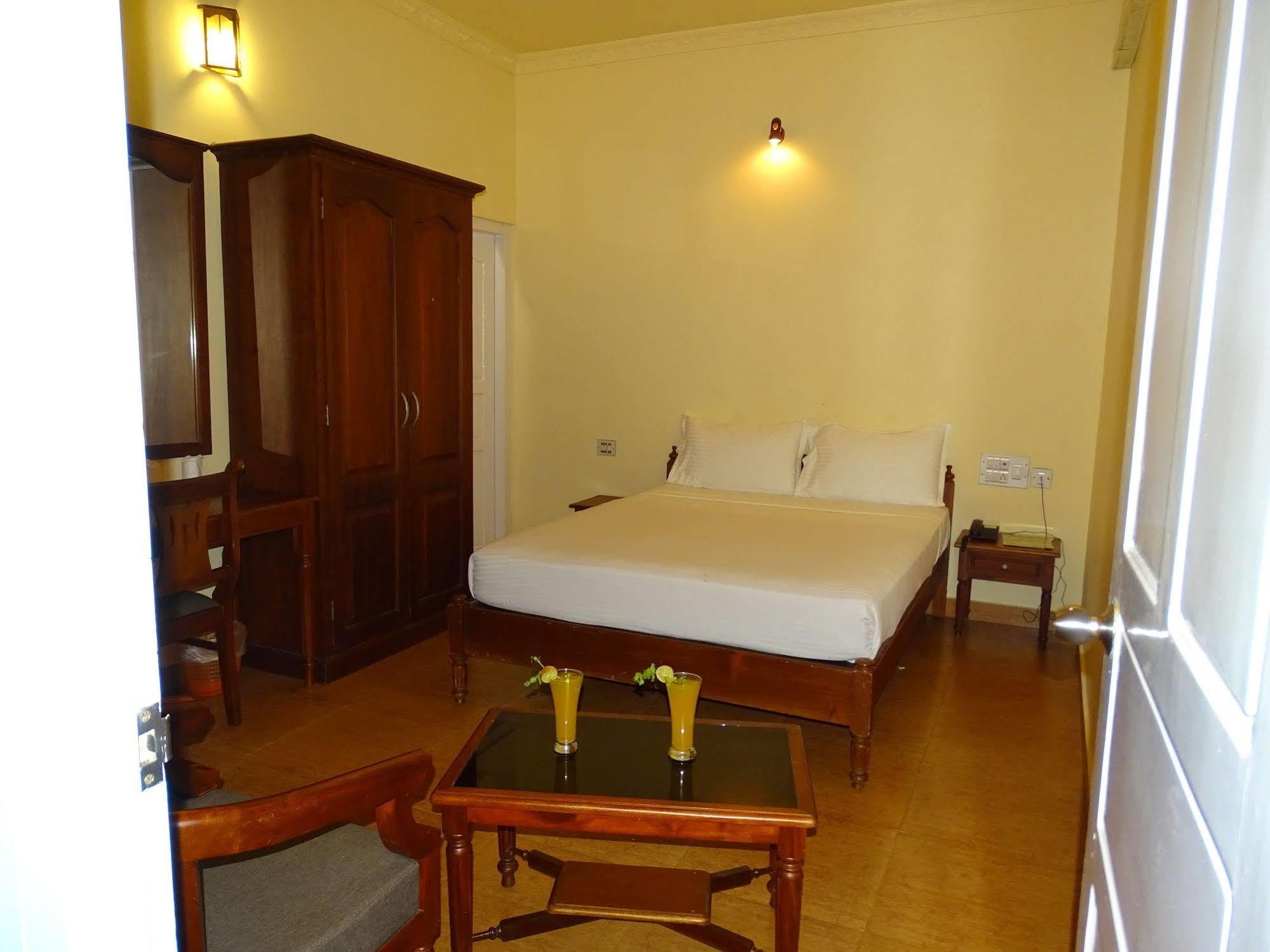 Sealine Beach Resorts Cherai Beach Exterior foto