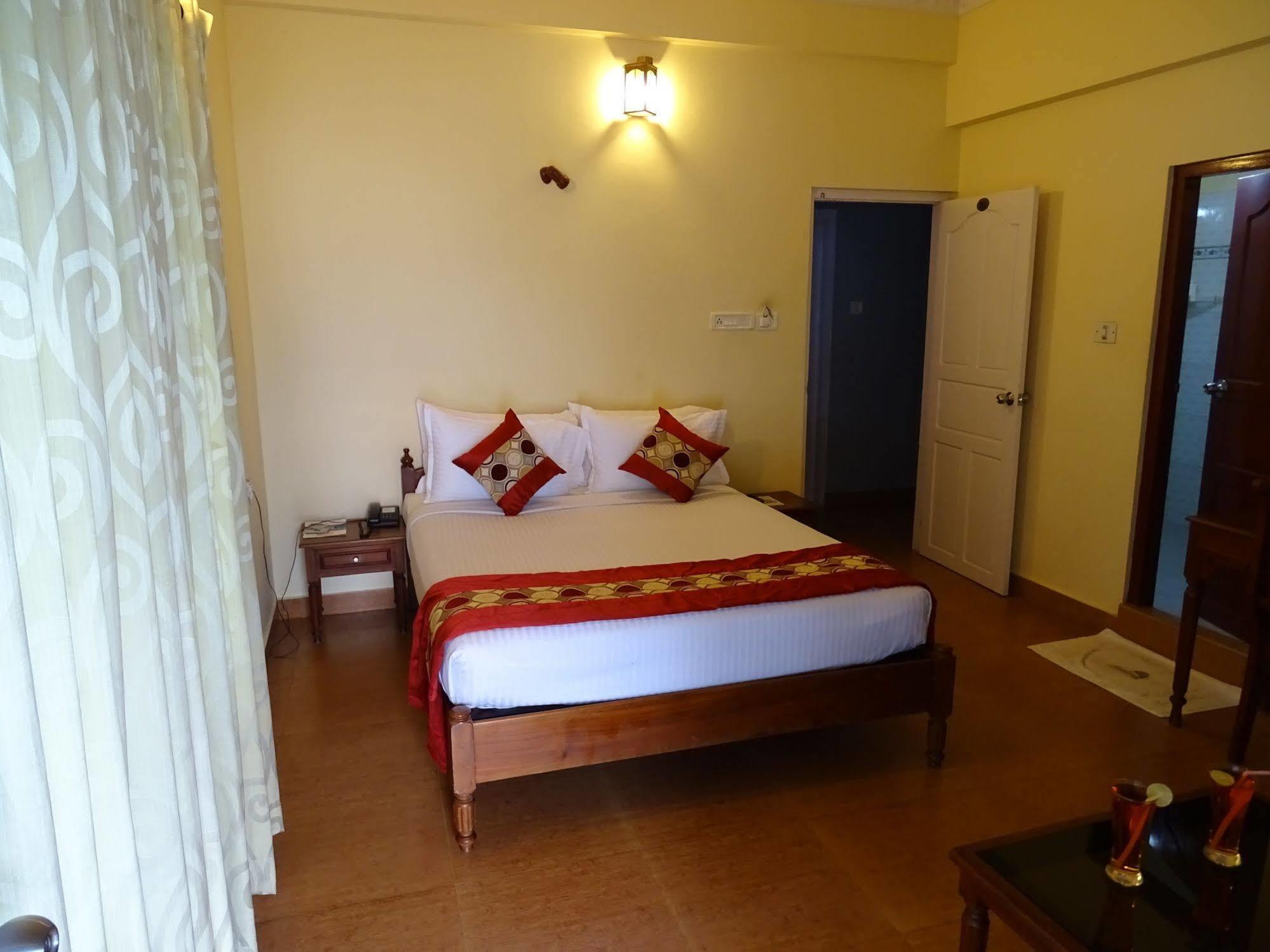 Sealine Beach Resorts Cherai Beach Exterior foto